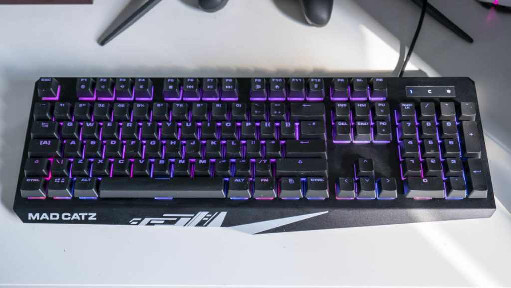 Mad Catz S.T.R.I.K.E 2 gaming keyboard